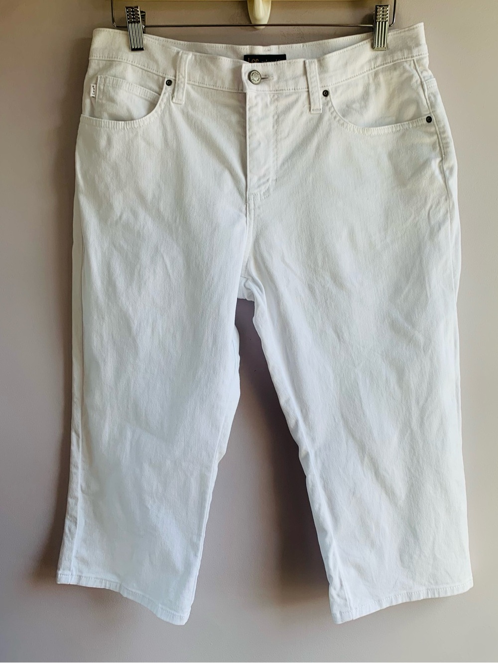 Lee Denim Jeans White Cropped Cotton Summer Spring Beach Vacation Casual EUC 8